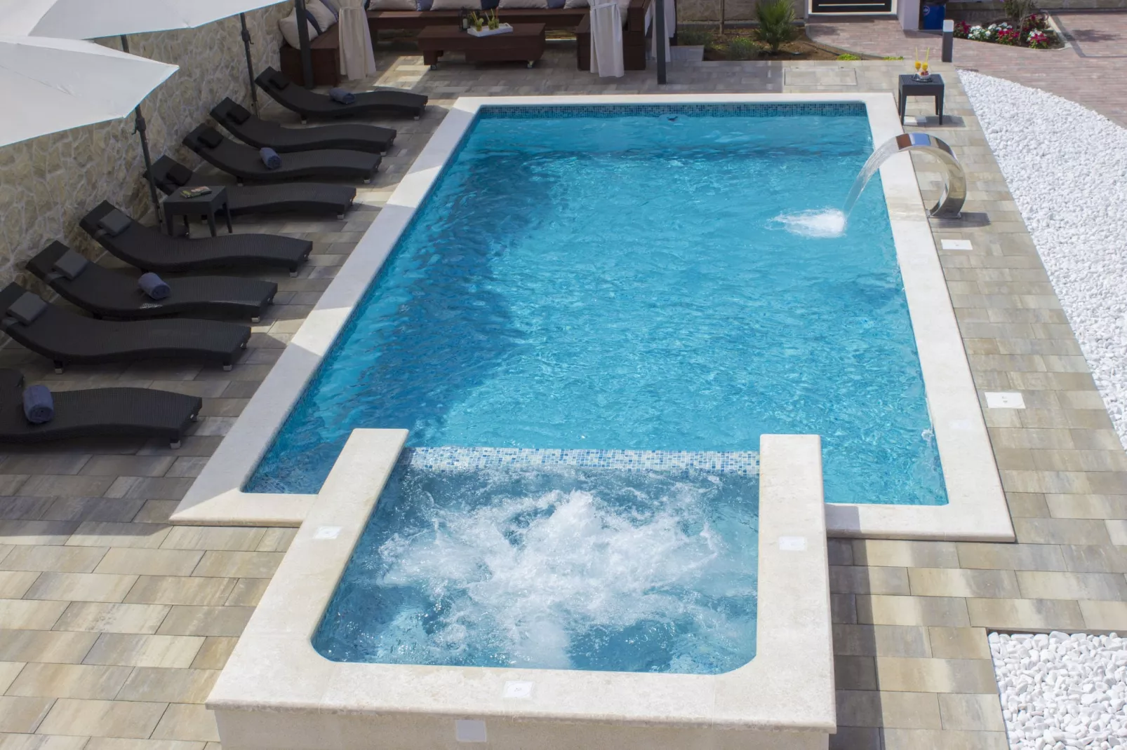 Villa apartment Danica-Pool