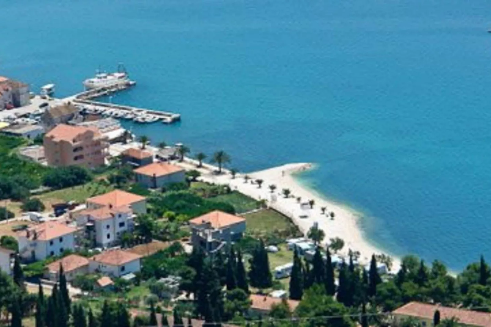 Eta's Apartment-Areas summer 1km