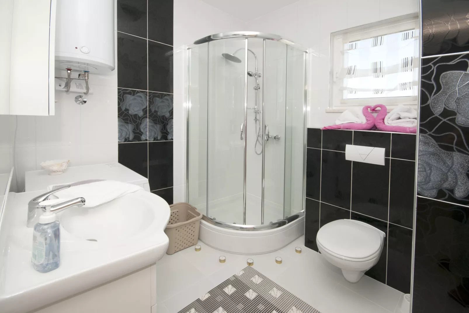 Maria's Apartment-Bathroom
