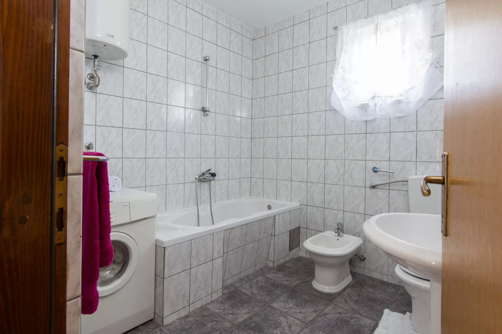 Tina's Apartment-Bathroom