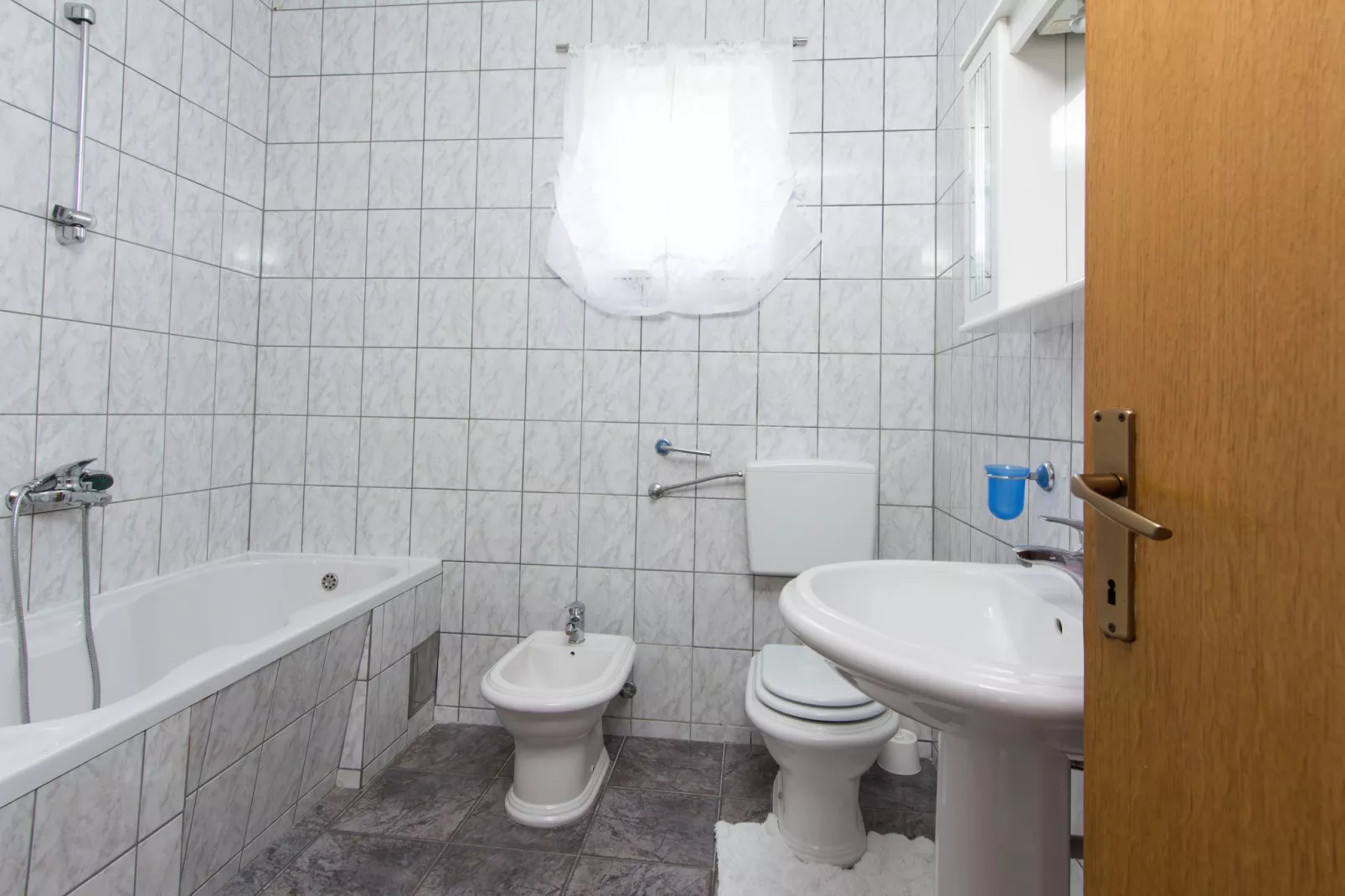 Tina's Apartment-Bathroom