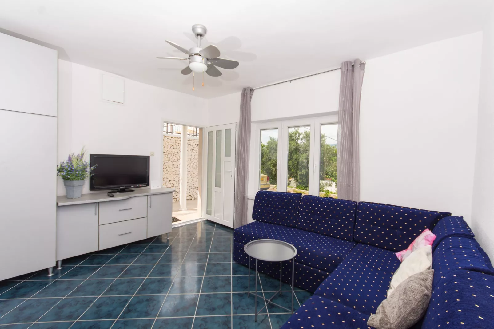 Chill house-Living room