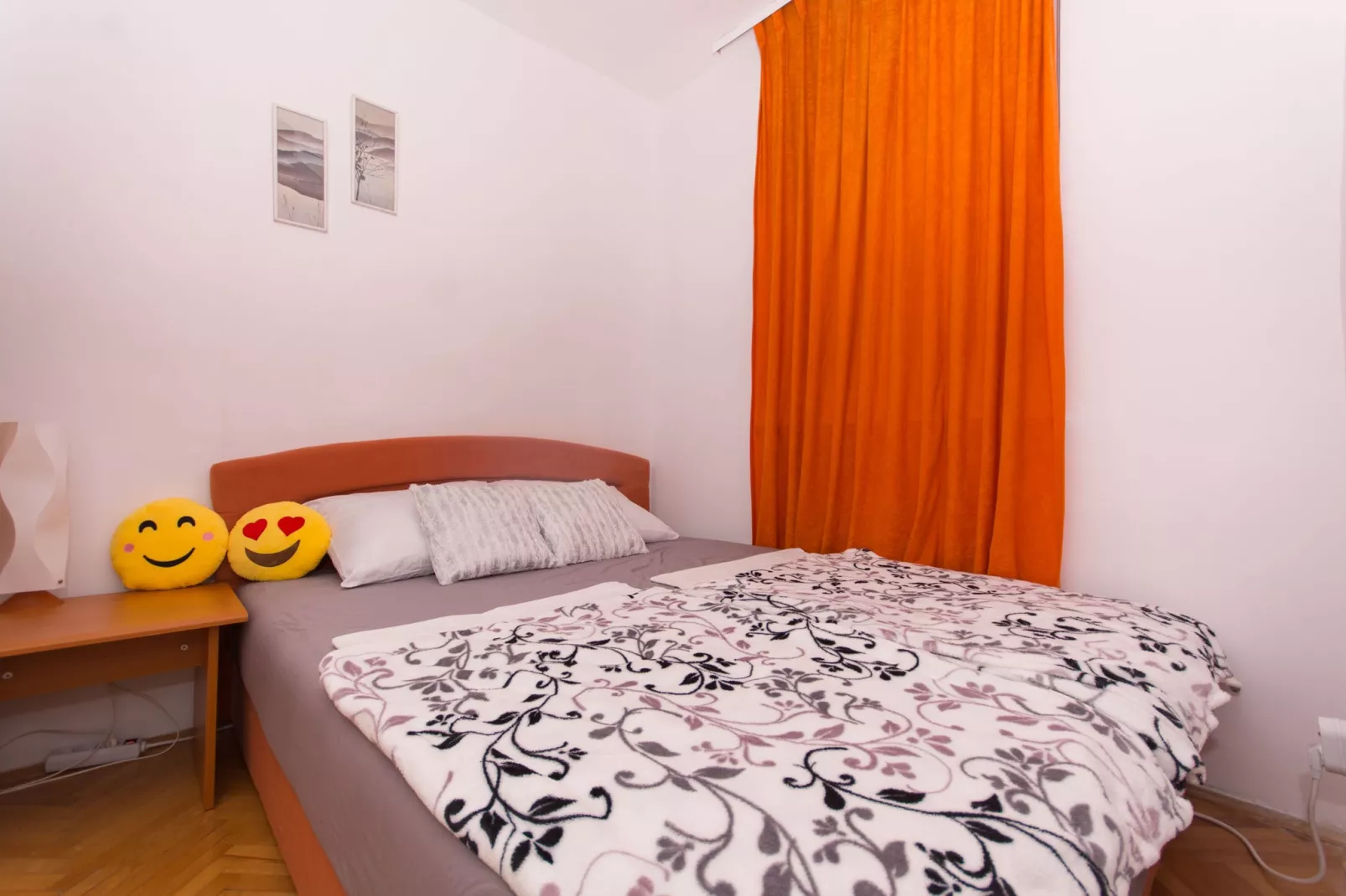 Chill house-Bedroom