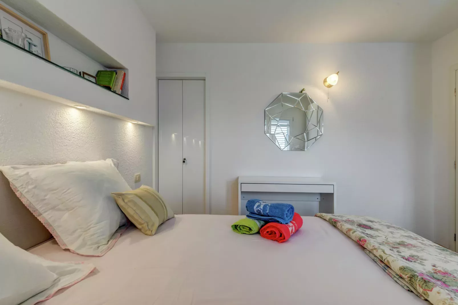 Apartment M2-Chambre