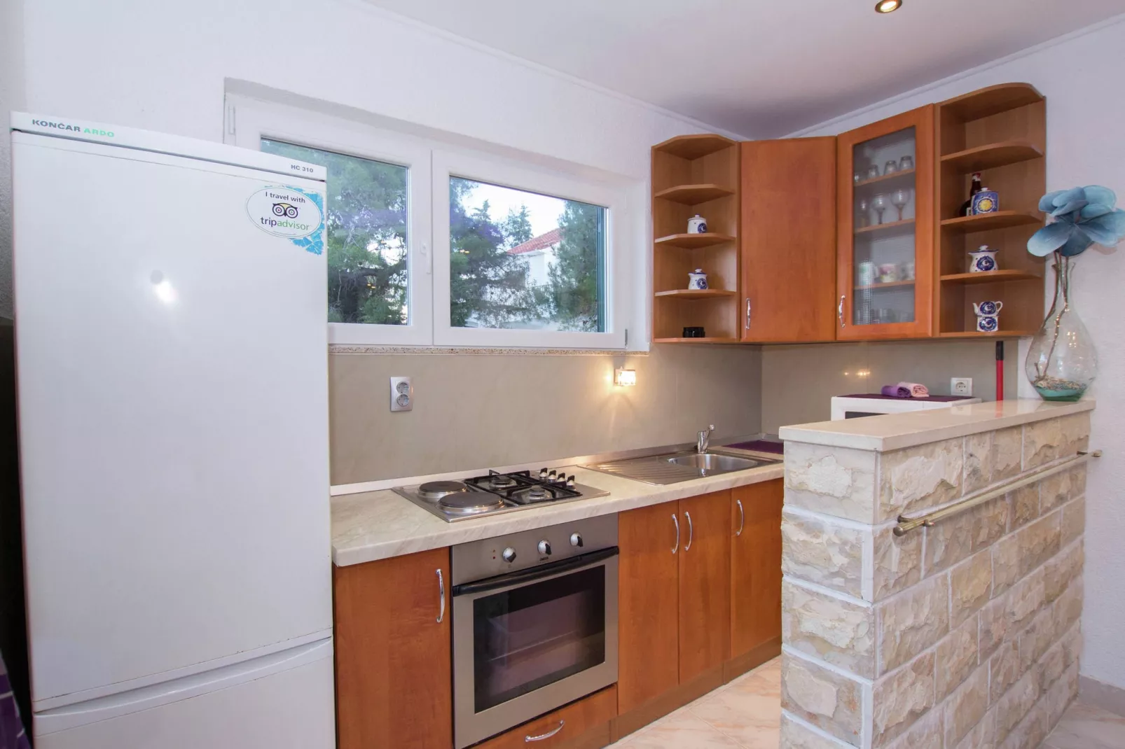 Marina sea view apartment A-Kitchen