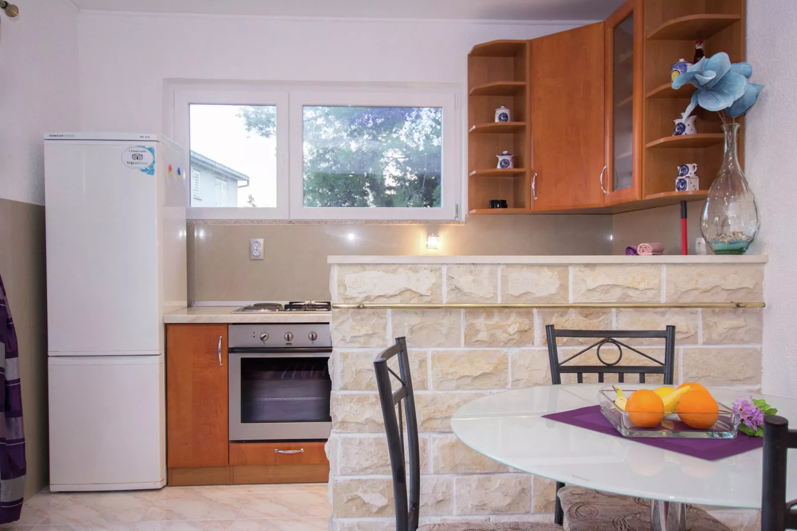 Marina sea view apartment A-Kitchen