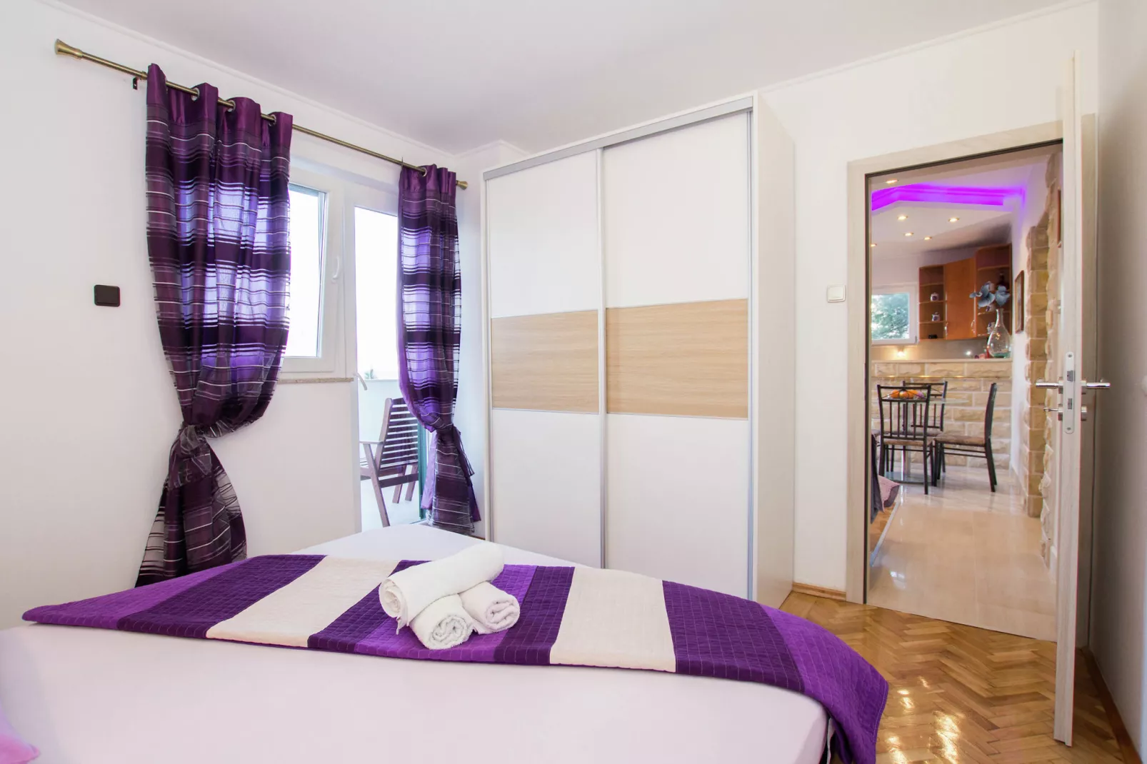 Marina sea view apartment A-Bedroom