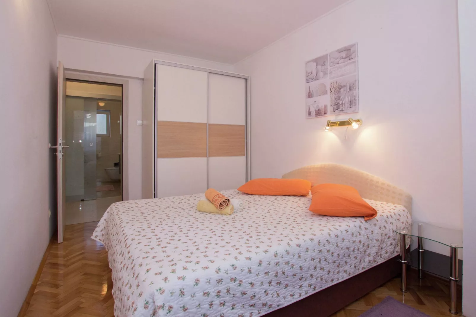 Marina terrace apartment  B-Chambre