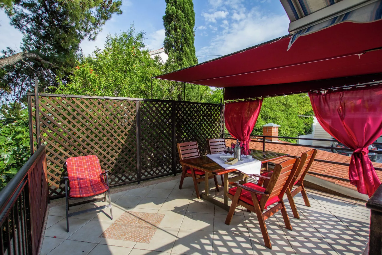Marina terrace apartment  B-Balcon-terrasse