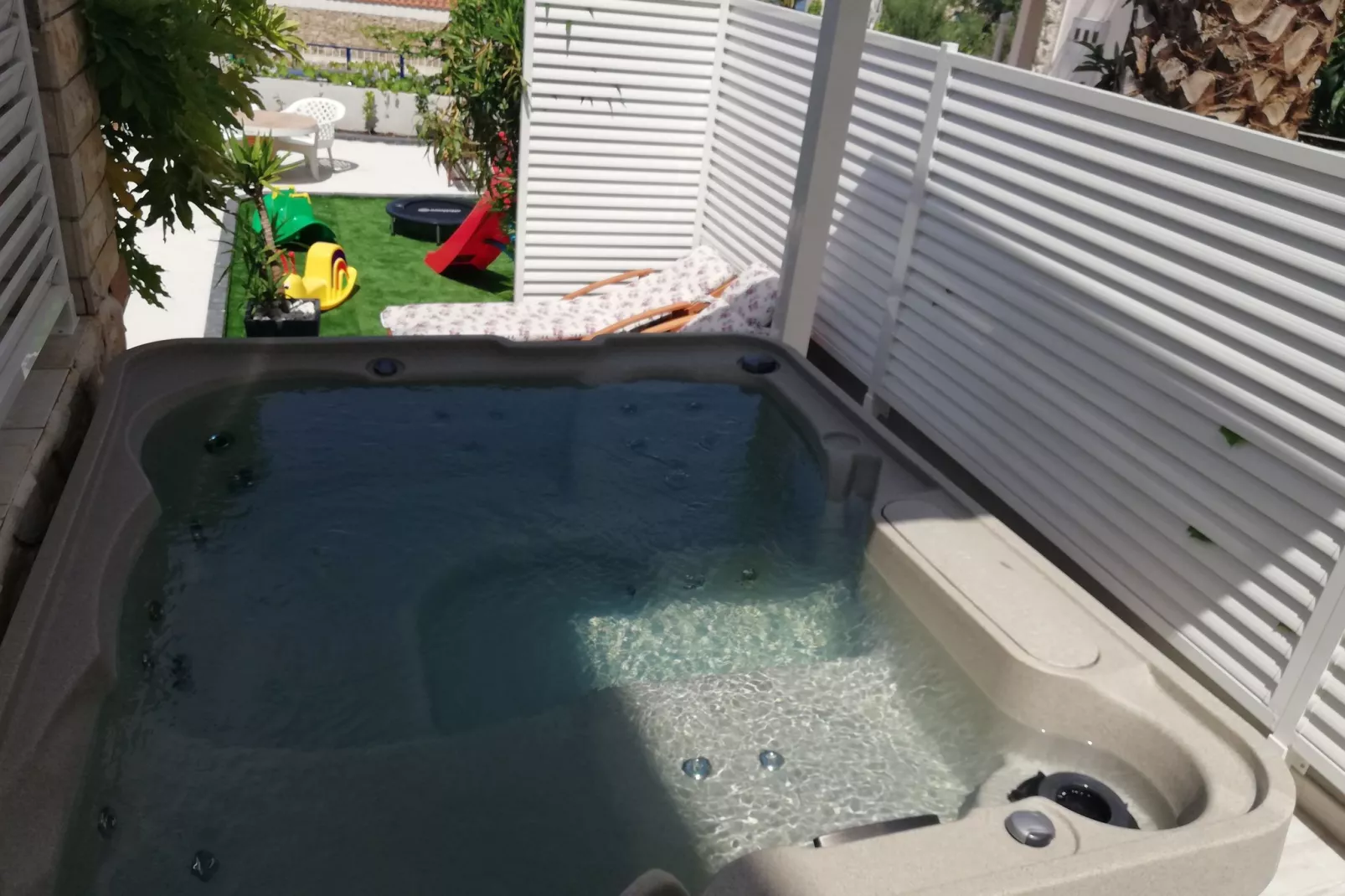 Marina Jacuzzi  Apartment  C-Exterior summer