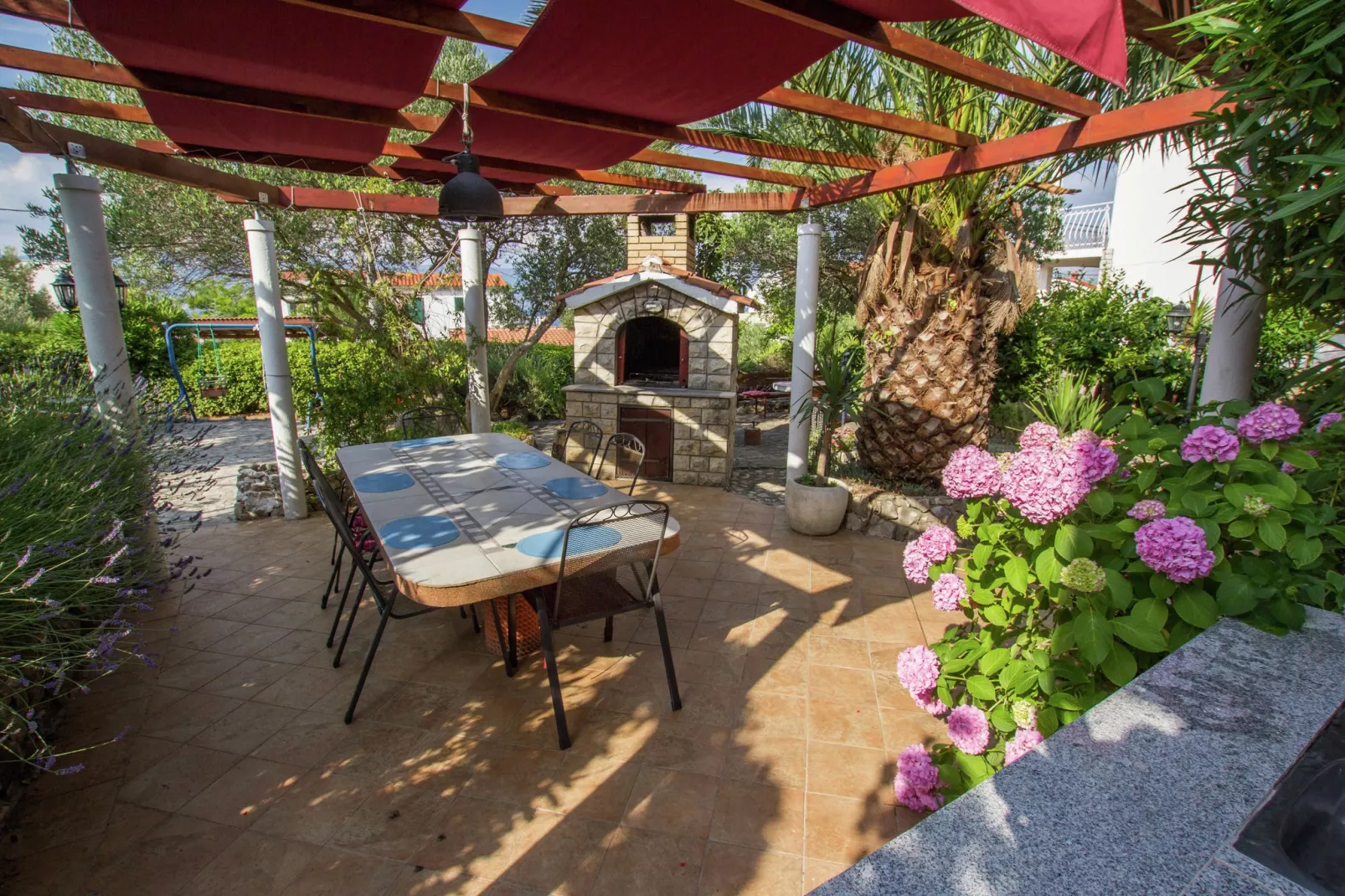 Marina Jacuzzi  Apartment  C-Gardens summer