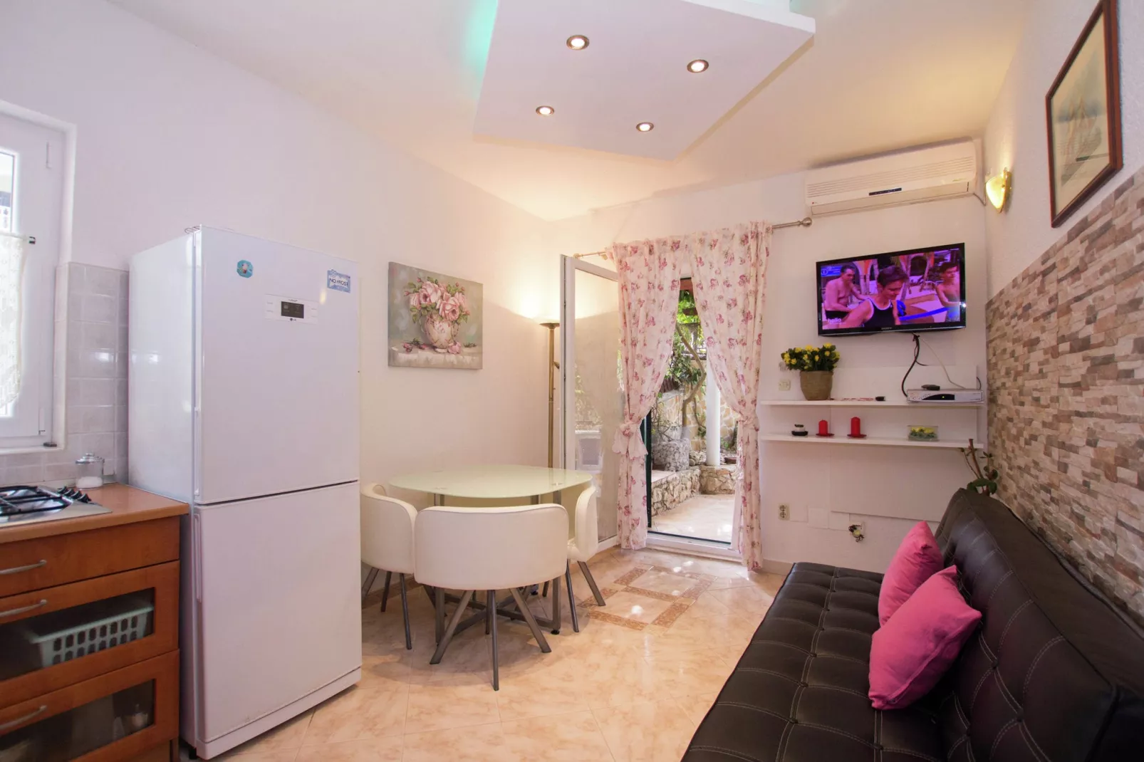 Marina veranda apartment D-Salon