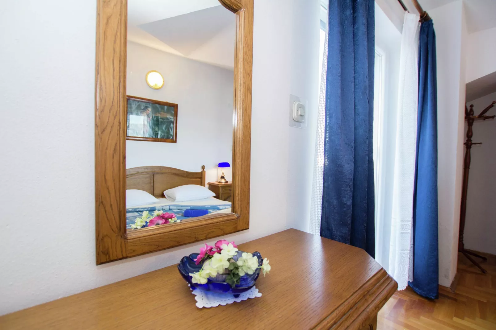 Marina Top Floor apartment E-Bedroom