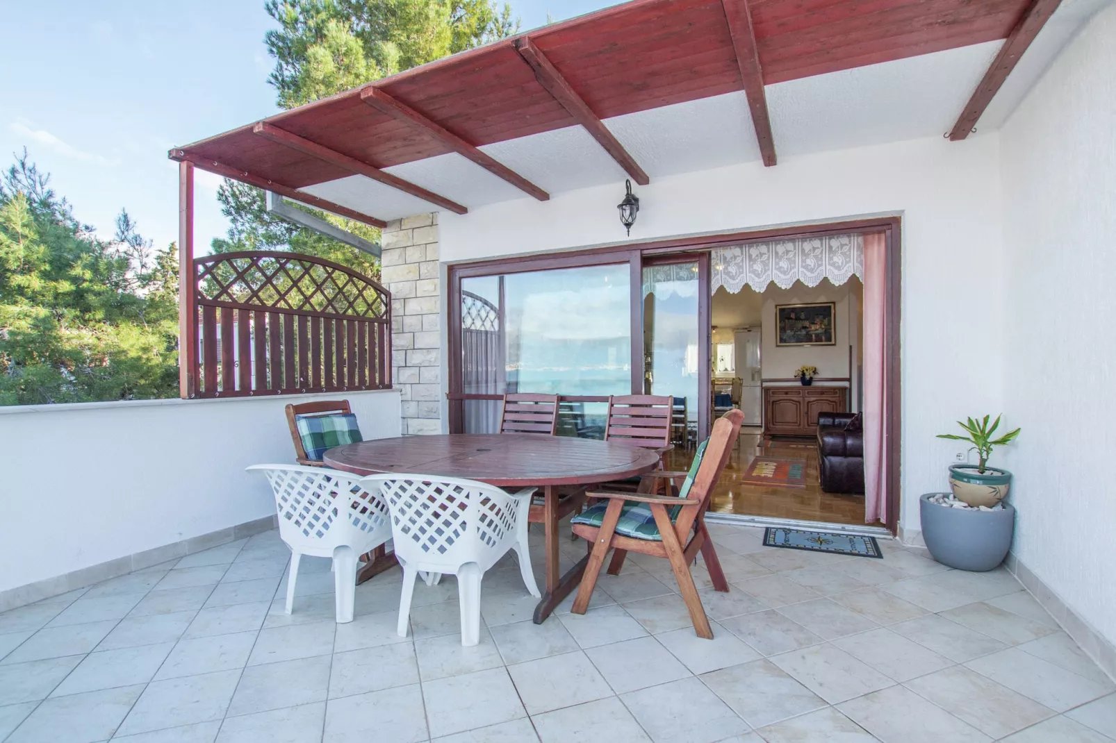 Marina Top Floor apartment E-Terrace balcony