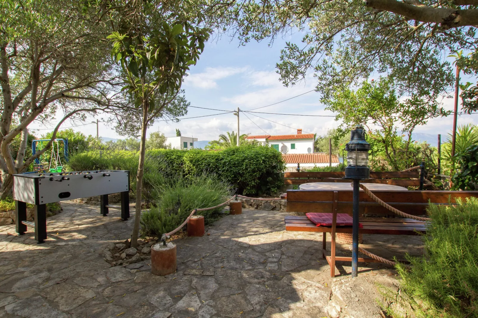Marina Top Floor apartment E-Gardens summer