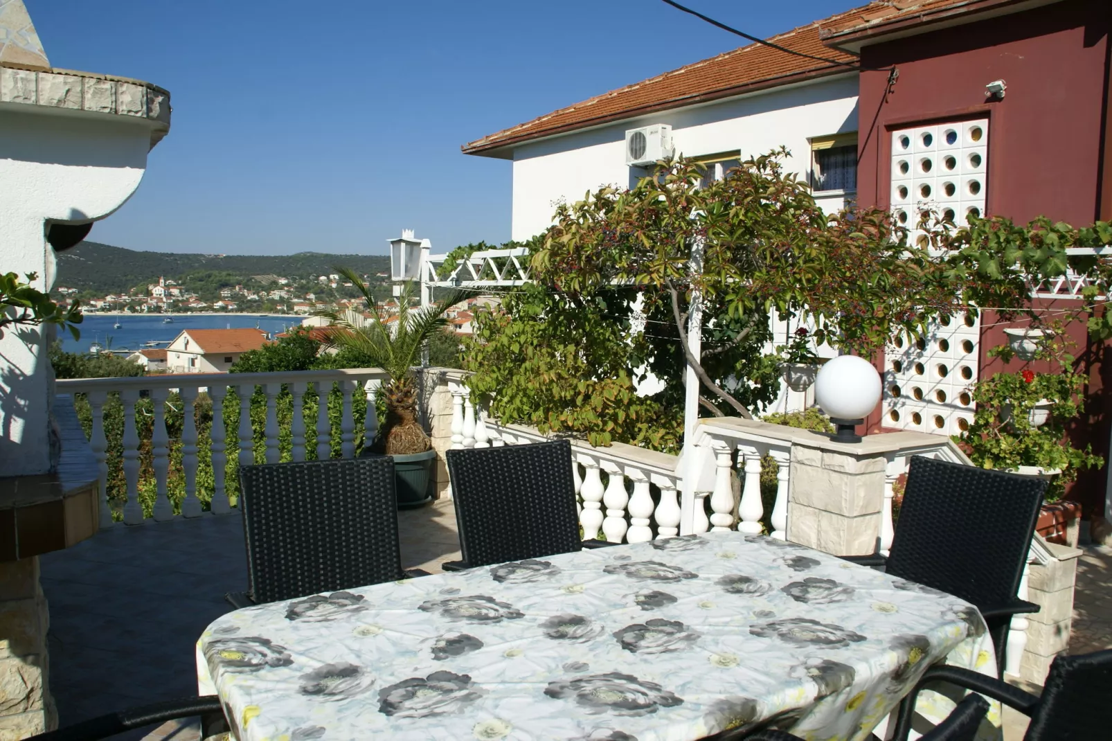 Tatjana-Terrace balcony
