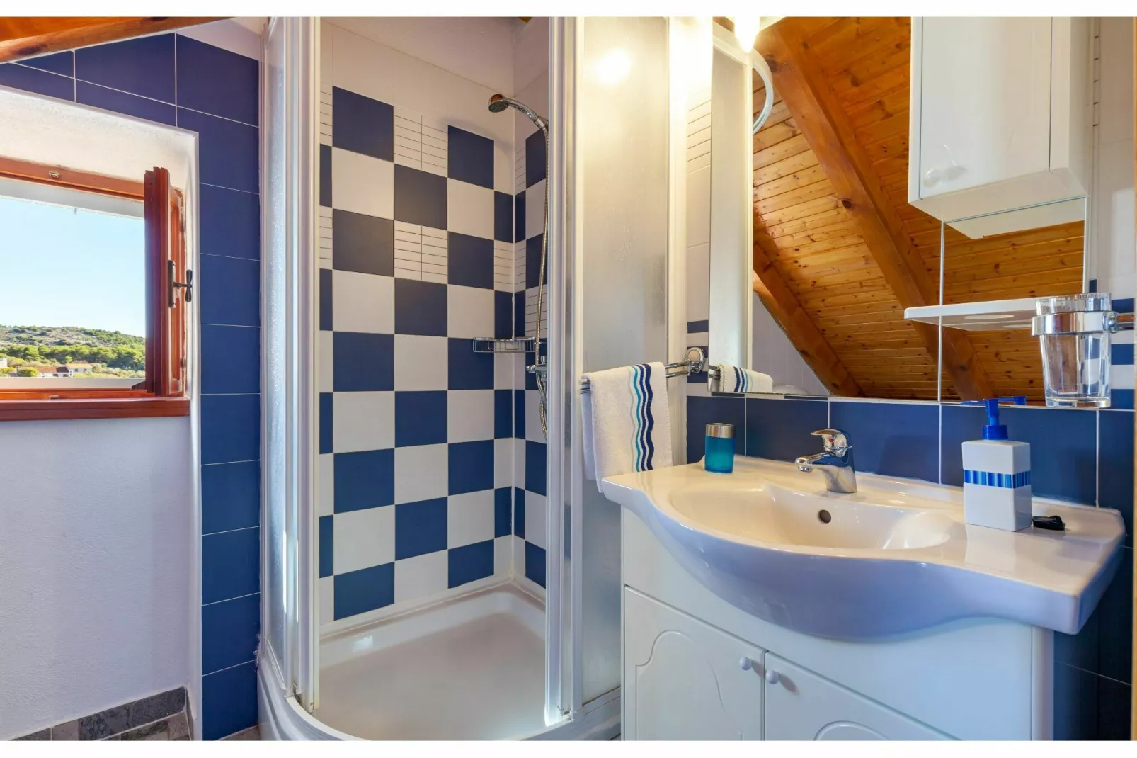 Villa Vicina-Bathroom