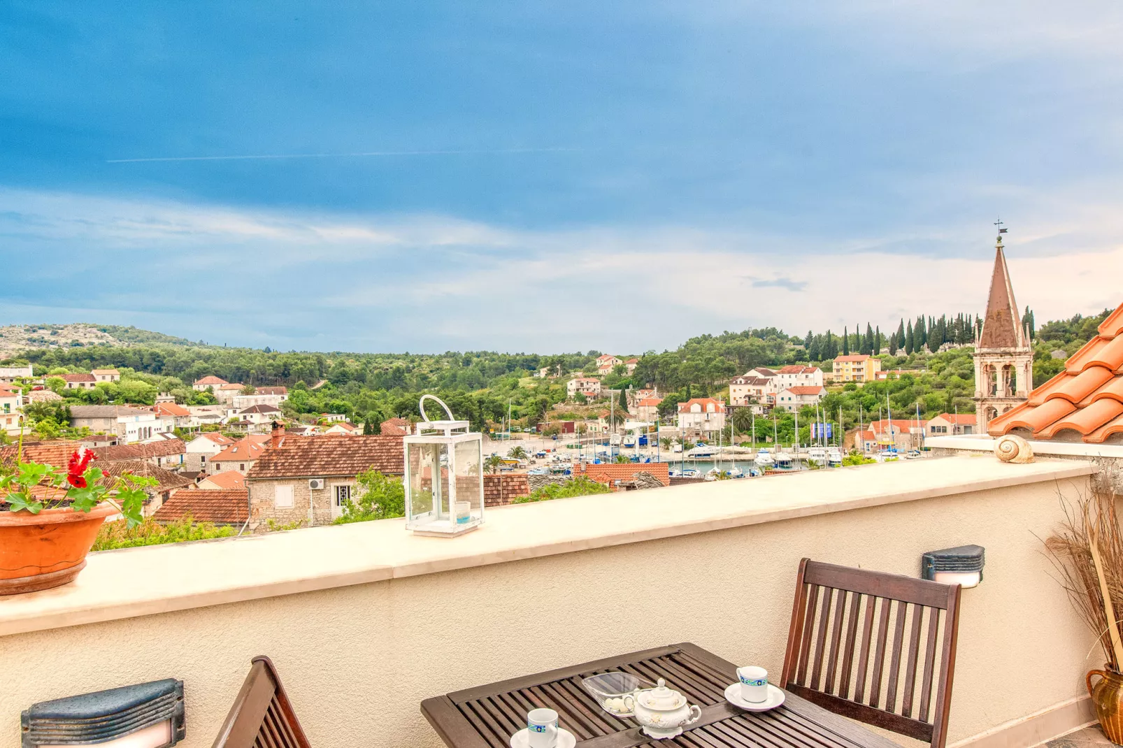 Villa Vicina-View summer