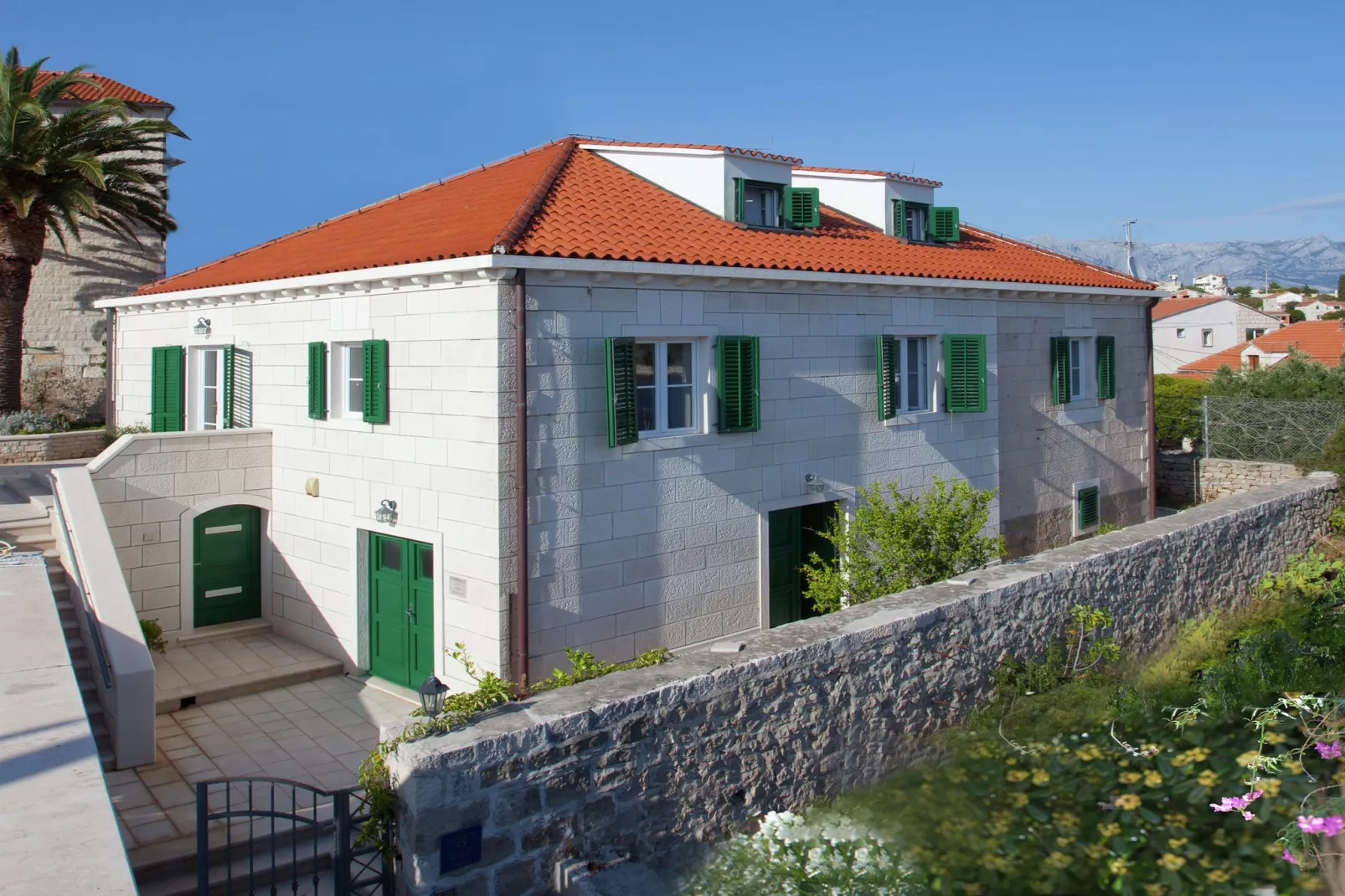 Villa Mir Vami-Exterior summer