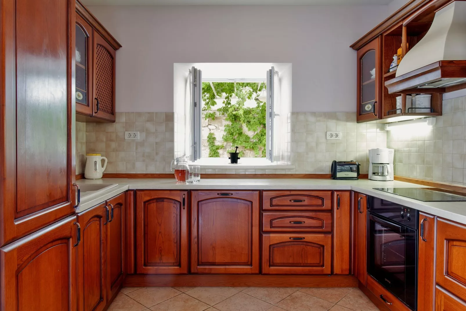 Villa Mir Vami-Kitchen