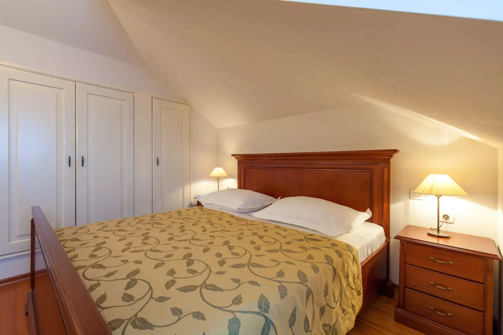 Villa Mir Vami-Bedroom