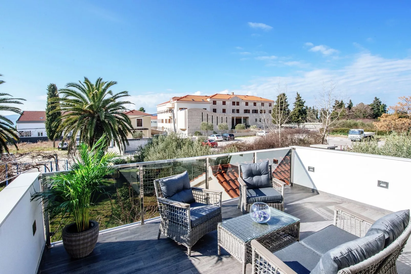 Luxurious apartment Loreta-View summer