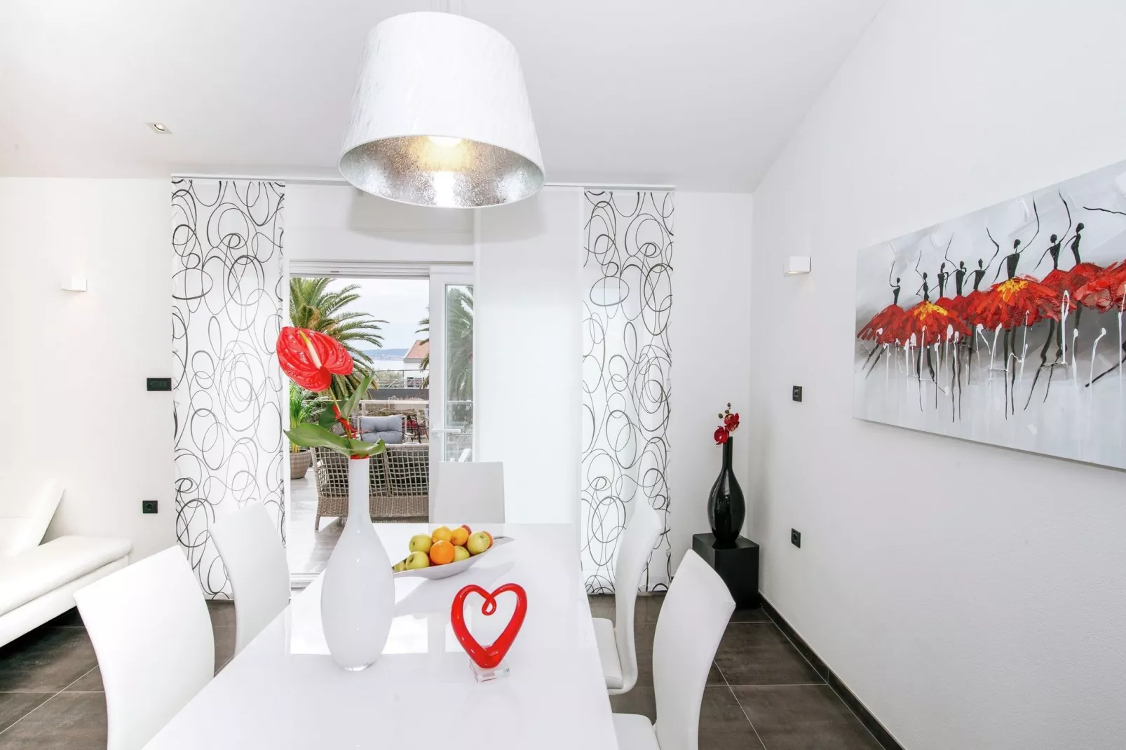 Luxurious apartment Loreta-Dining room