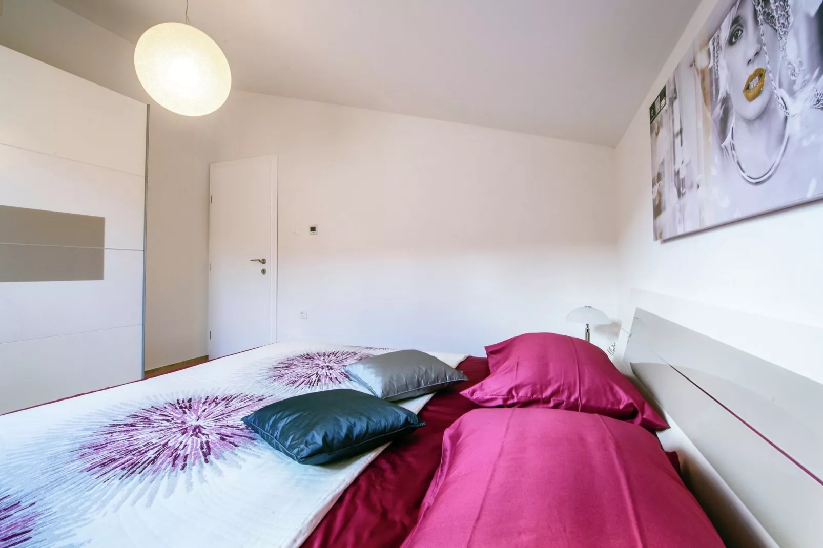 Luxurious apartment Loreta-Bedroom