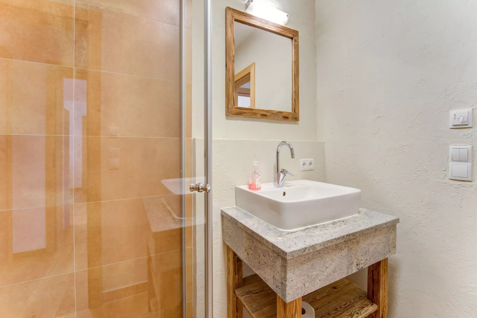 Panorama Chalet Barda-Bathroom