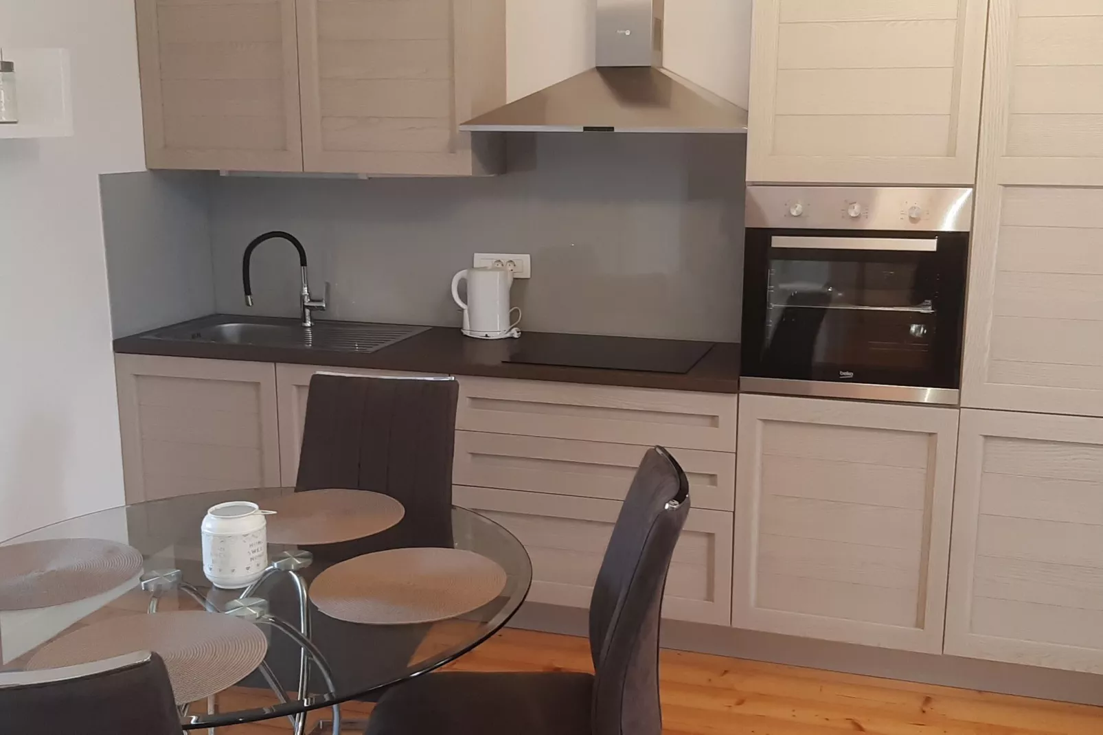 Appartement LUG 2 / 55qm AP10 / first floor-Kitchen