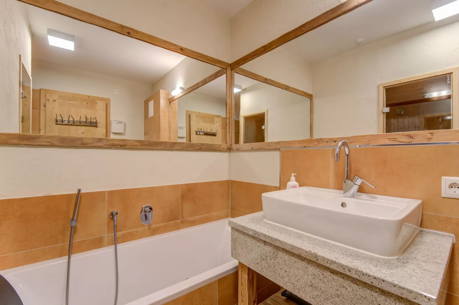 Panorama Chalet Barda-Bathroom