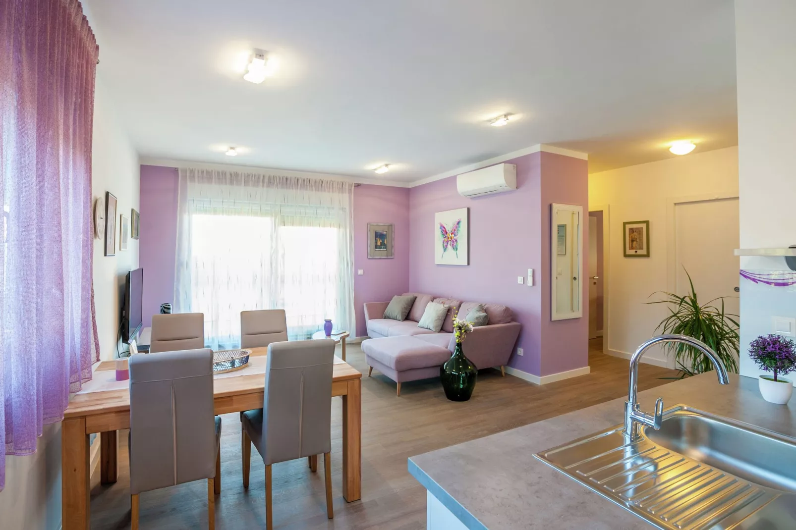 Residence Tajana-Dining room