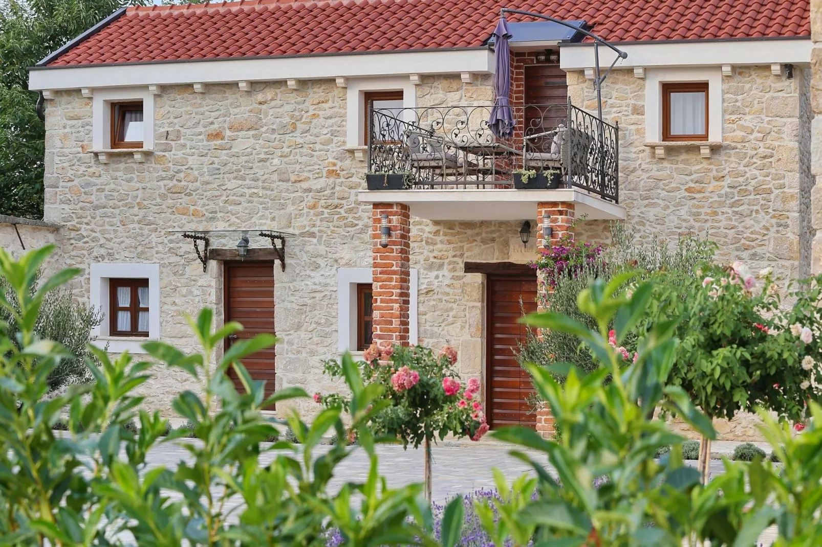 Villa Tereza-Außenbereich Sommer