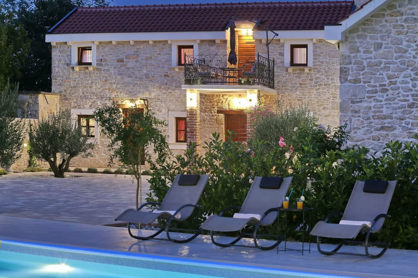Villa Tereza-Außenbereich Sommer