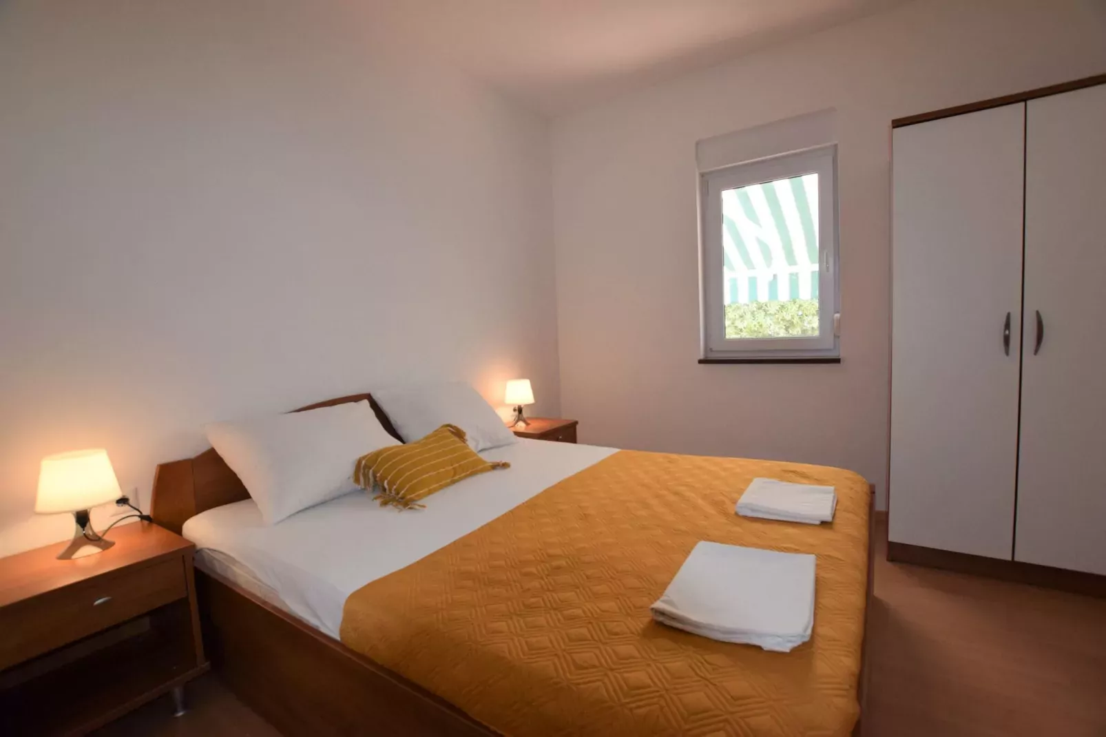 Apartment Lana-Bedroom