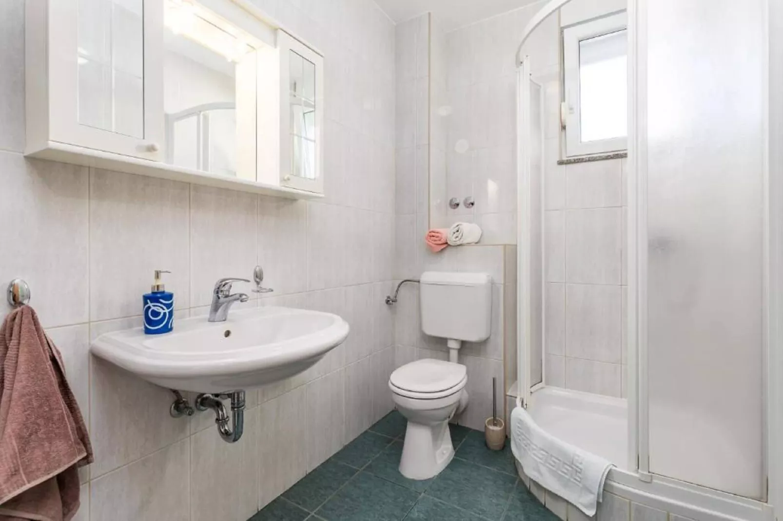 Modra kuća 4-Bathroom