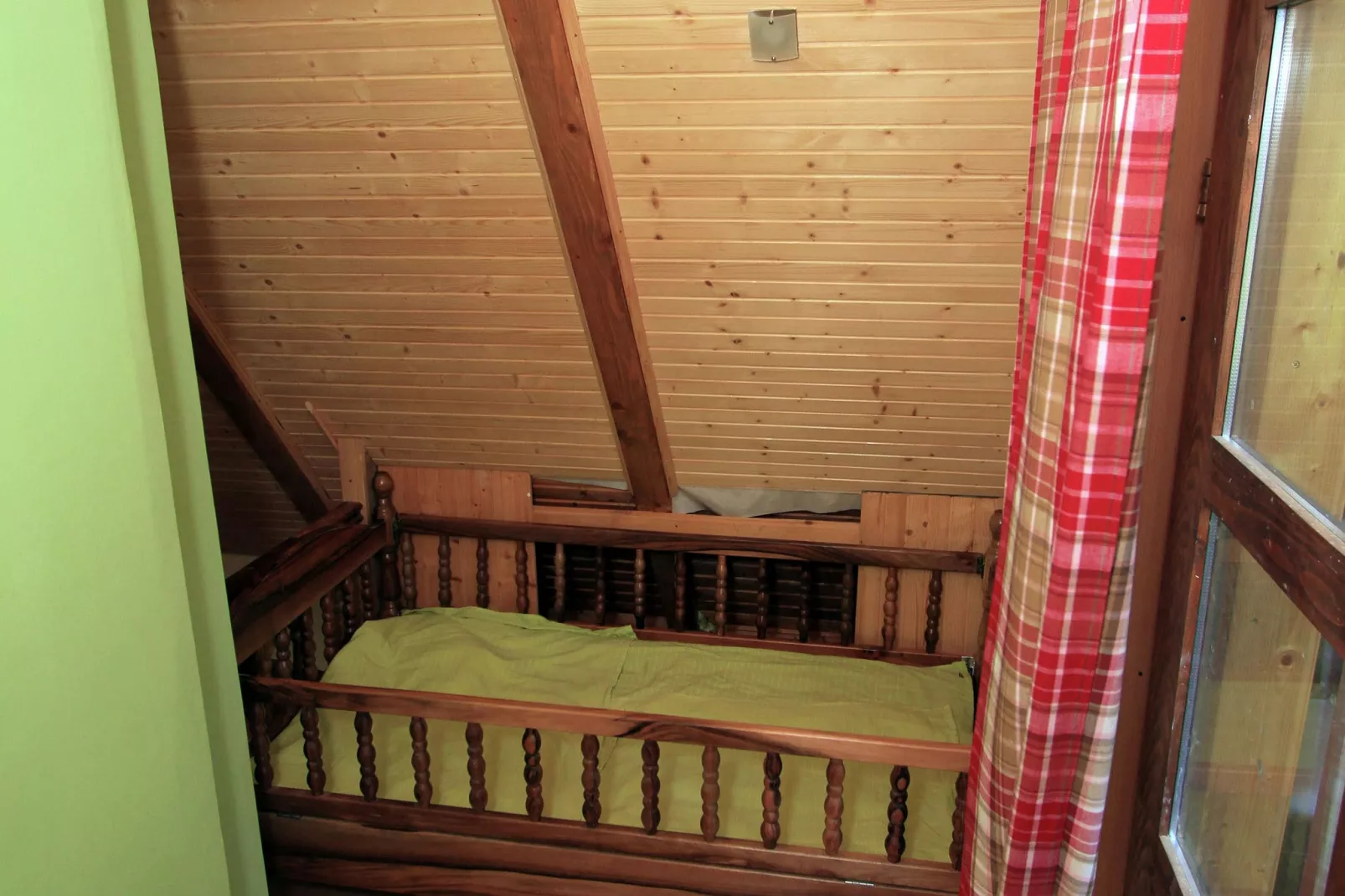 Holiday house Vesna-Chambre