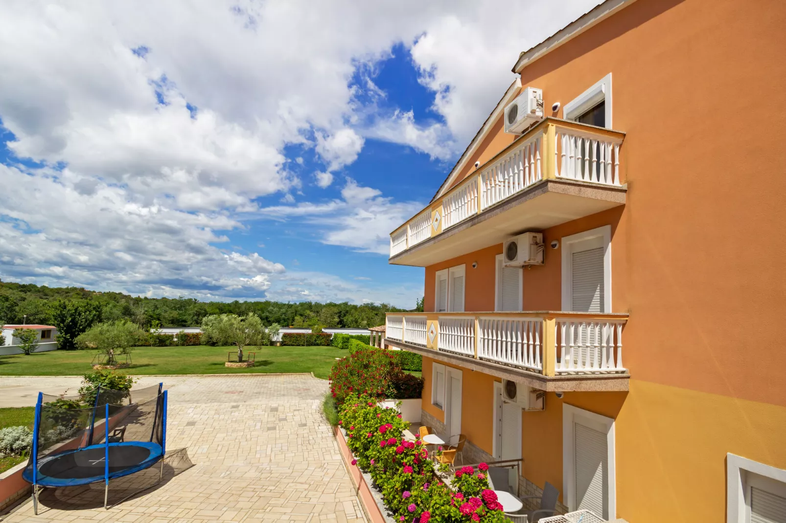 Apartment  6-Terrace balcony