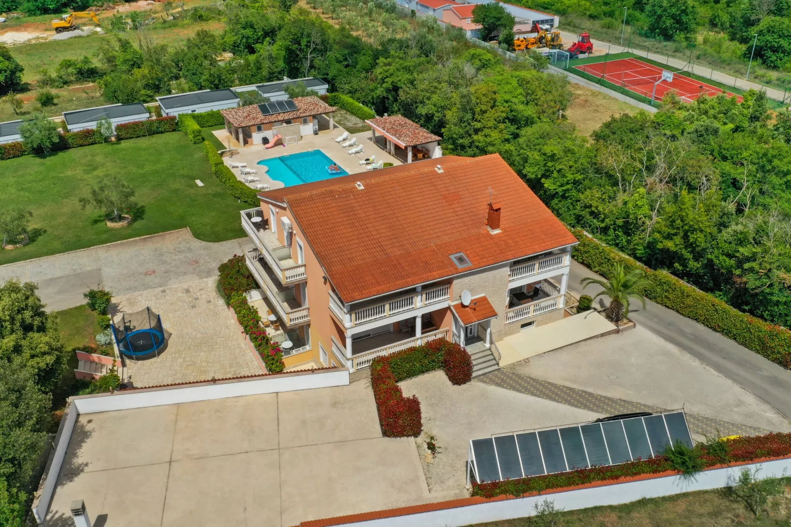 Apartment  6-Exterior summer