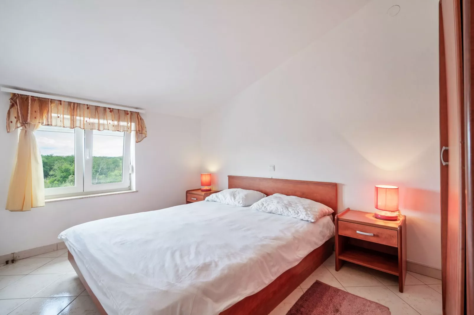 Apartment 7-Bedroom