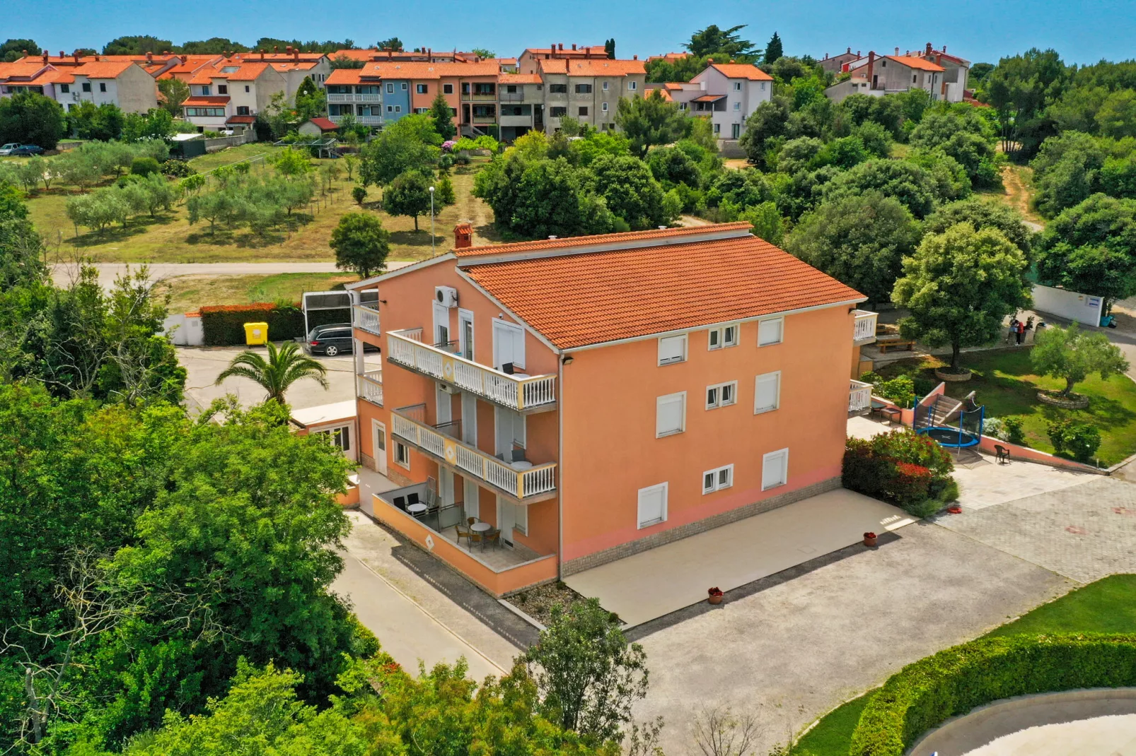 Apartment  8-Exterior summer