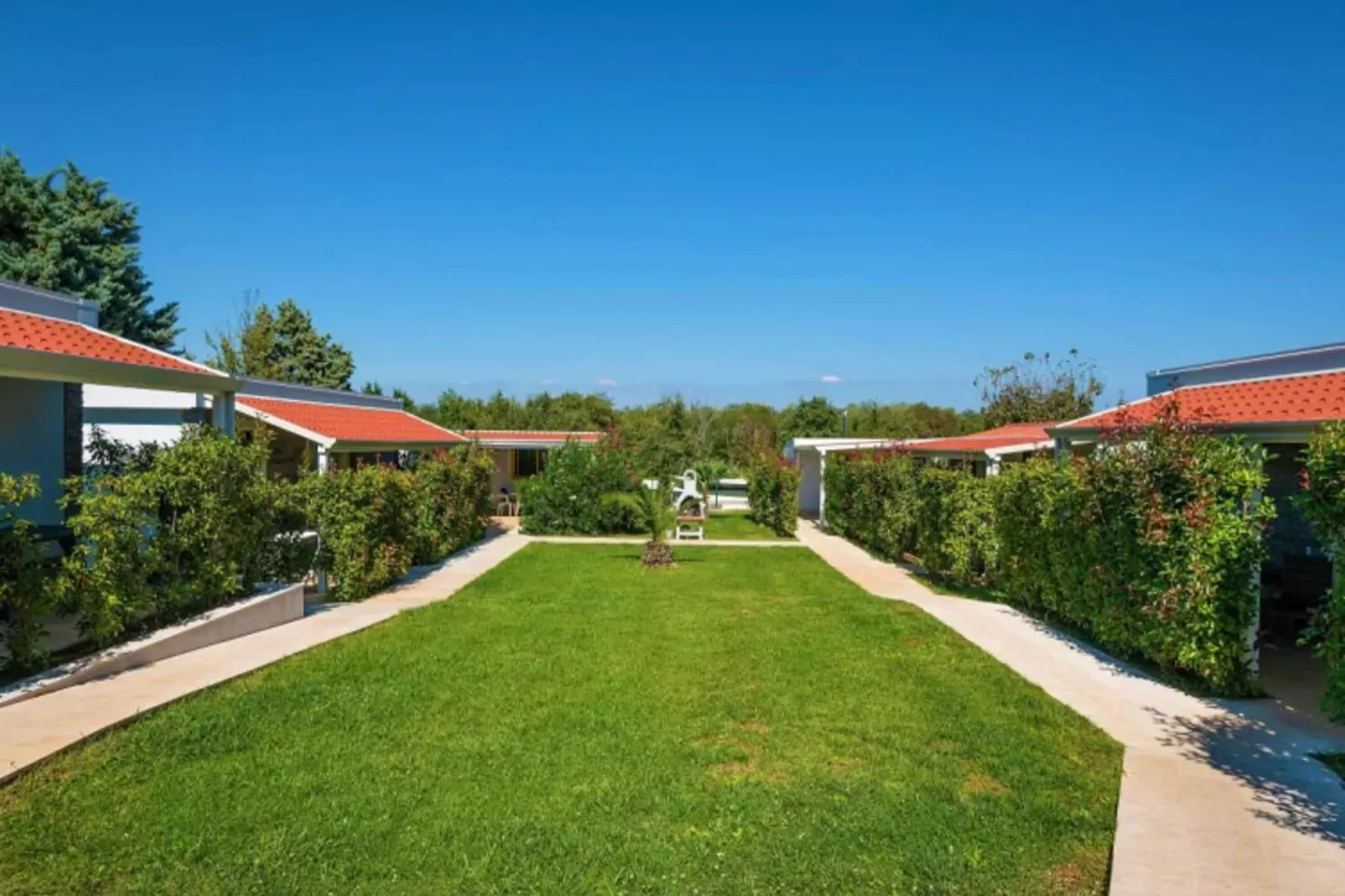 Mobile home 2-Gardens summer