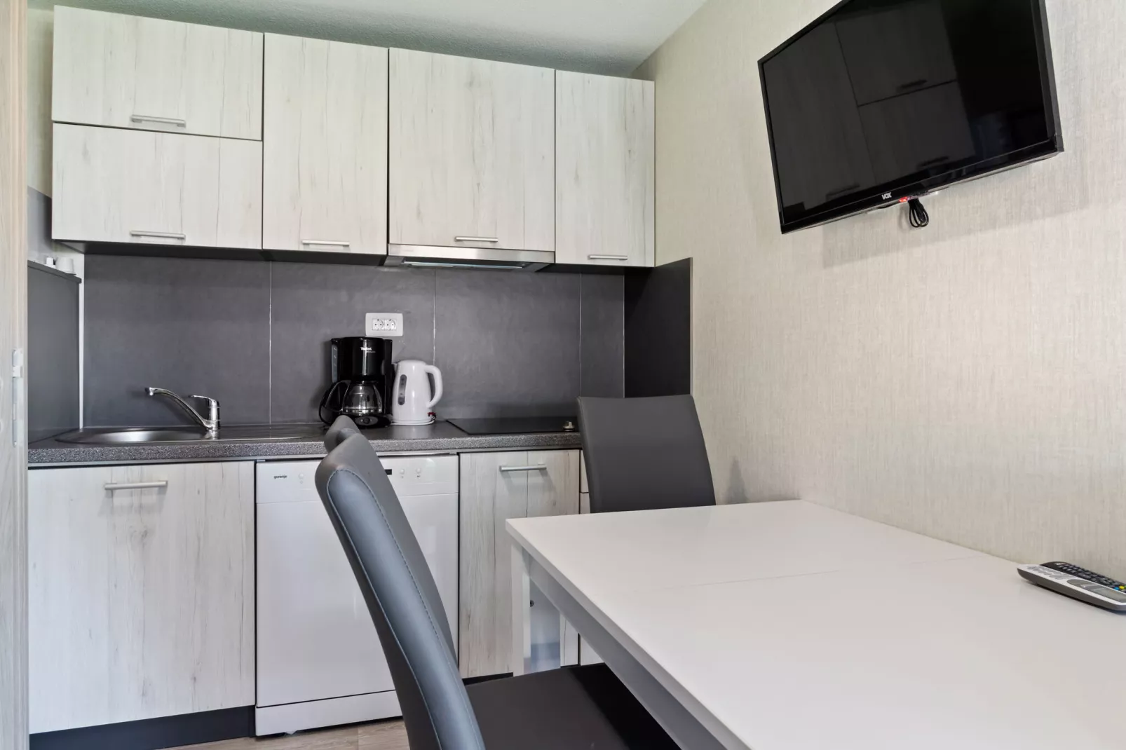 Mobile home 7-Kitchen
