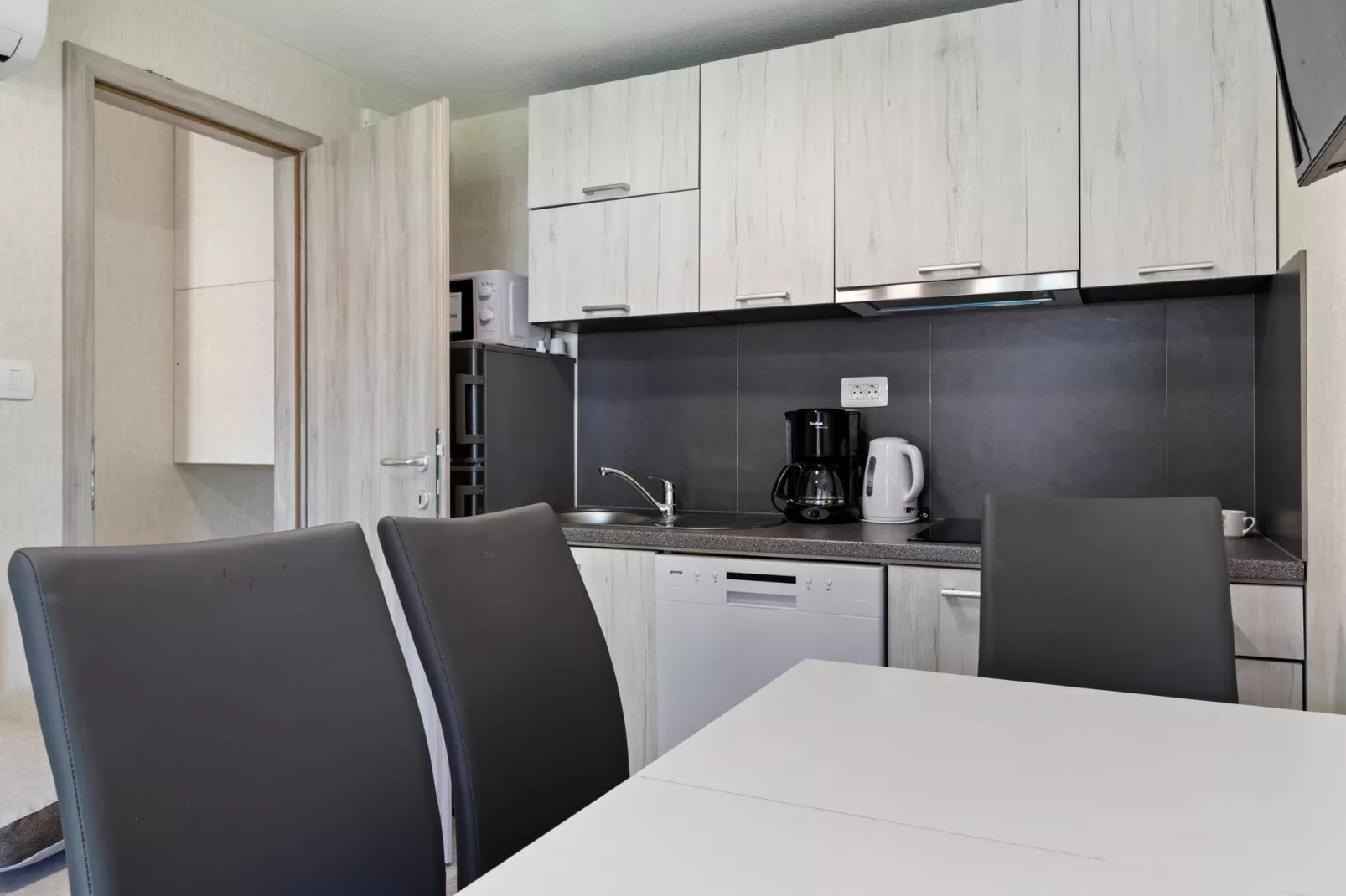 Mobile home 7-Kitchen
