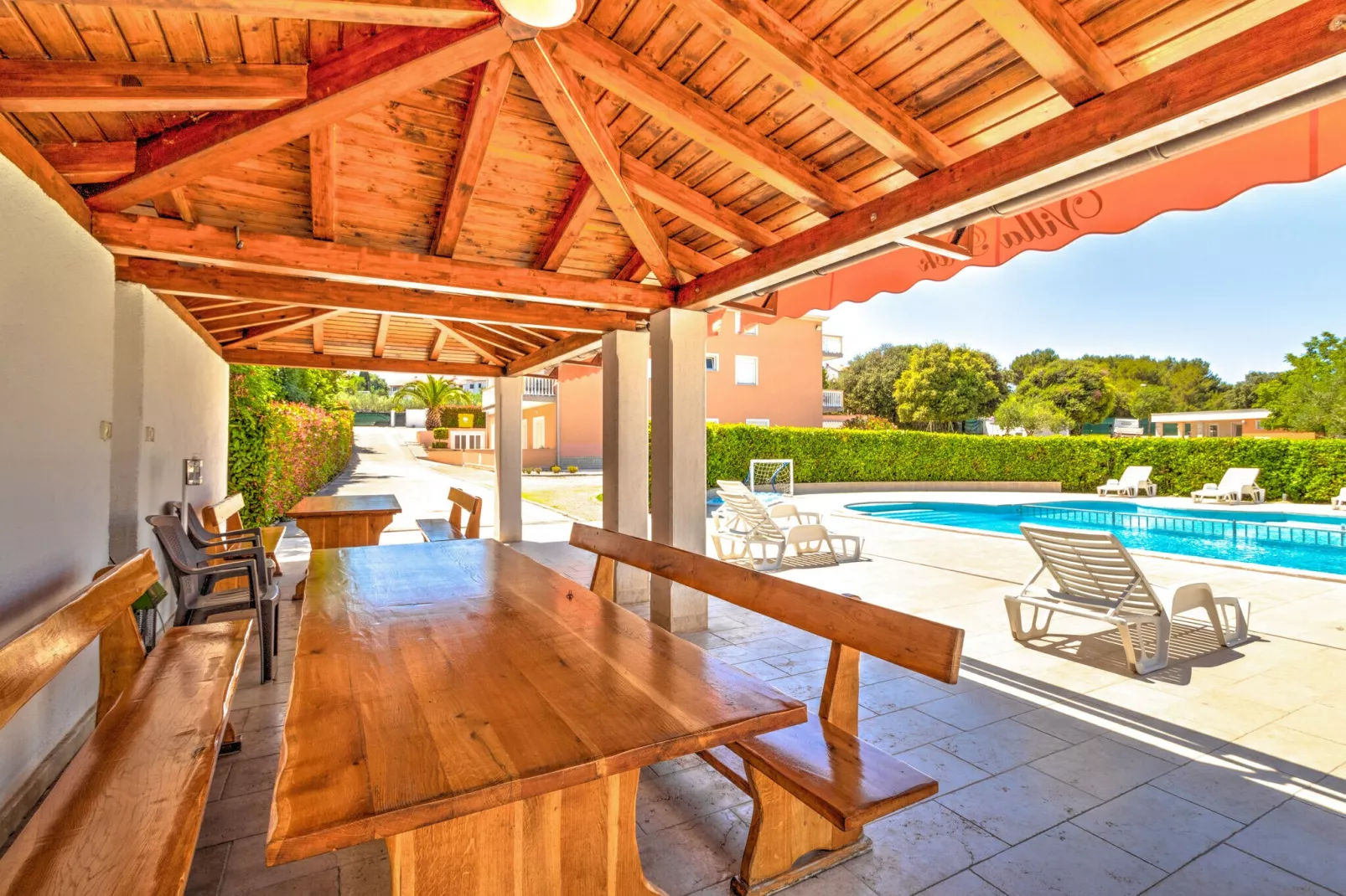 Delux Mobile home 8-Terrassenbalkon