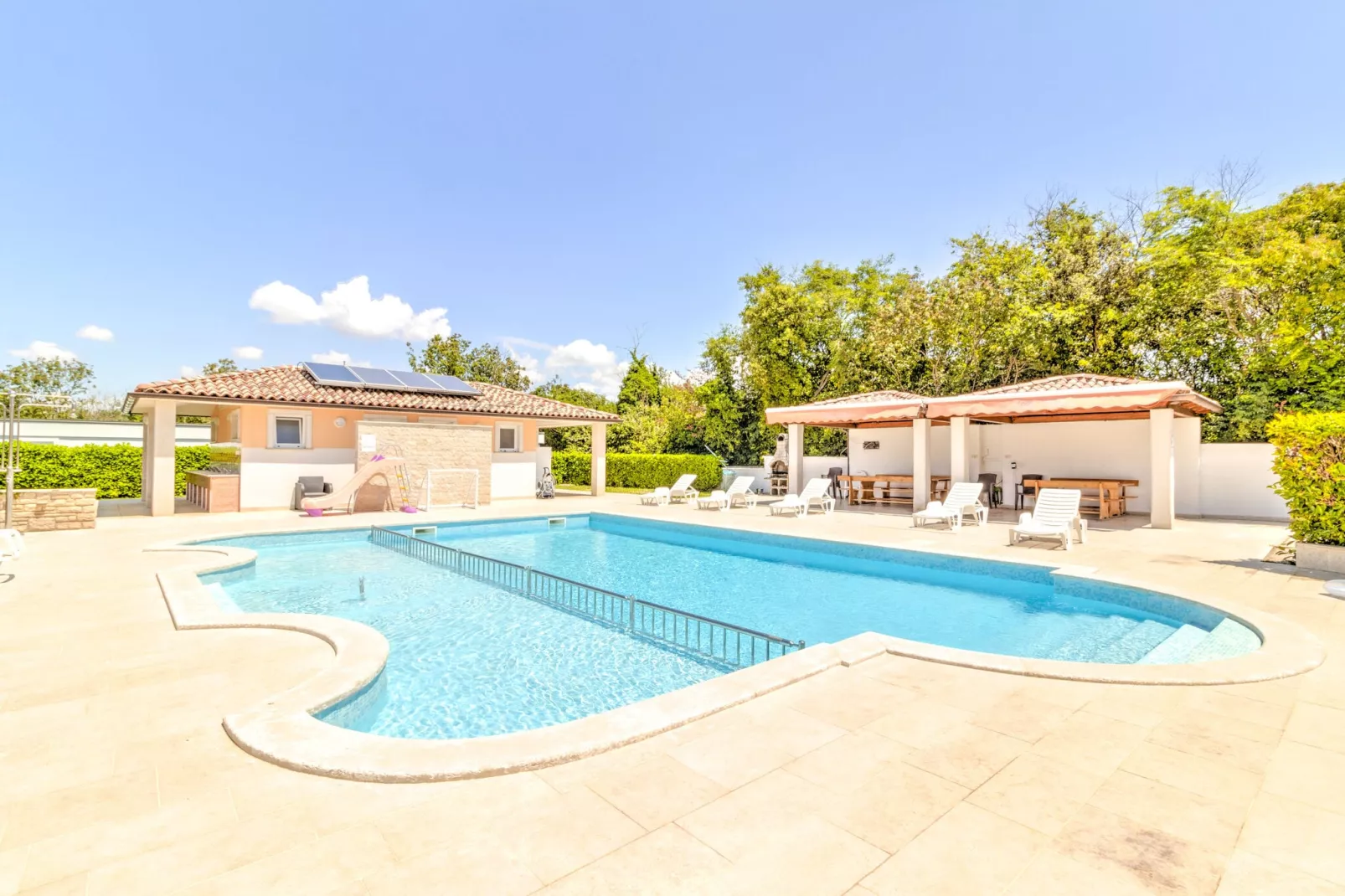 Mobile home 9-Pool
