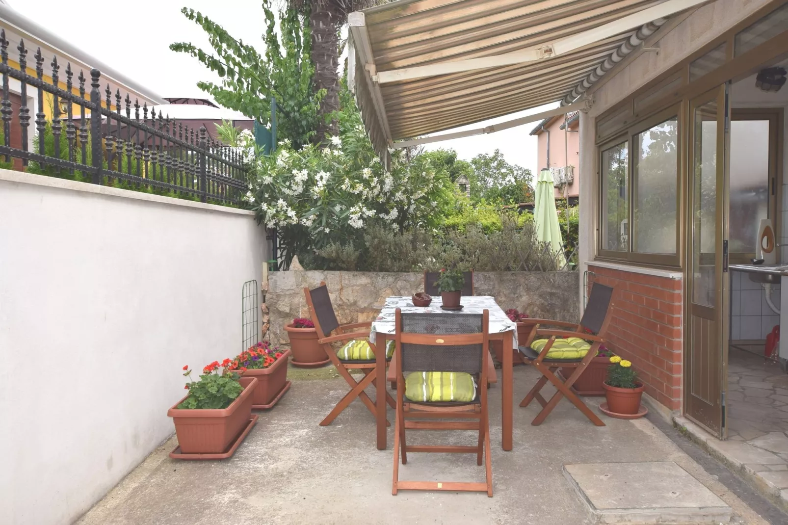 Holiday Home Nina-Balcon-terrasse