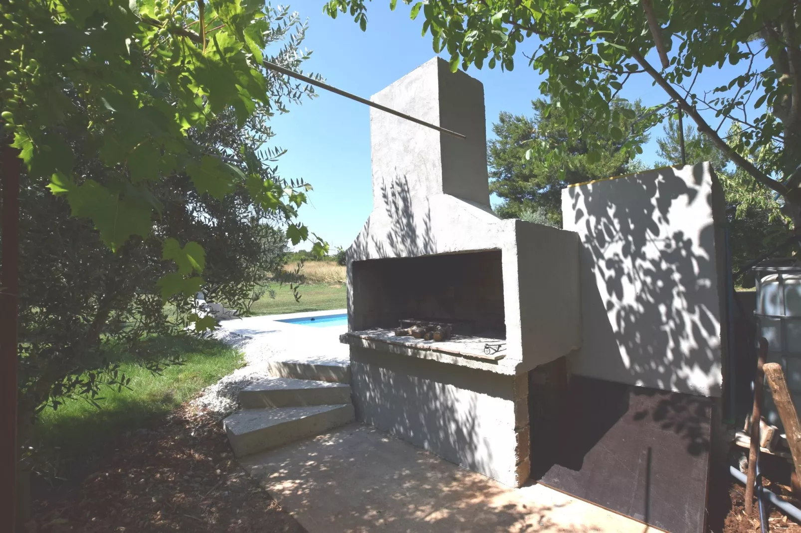 App Musoga 1-Gardens summer