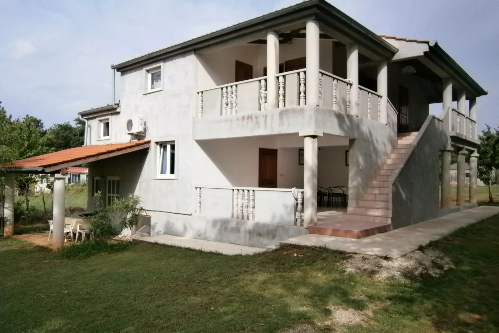 App Musoga 1-Exterior summer