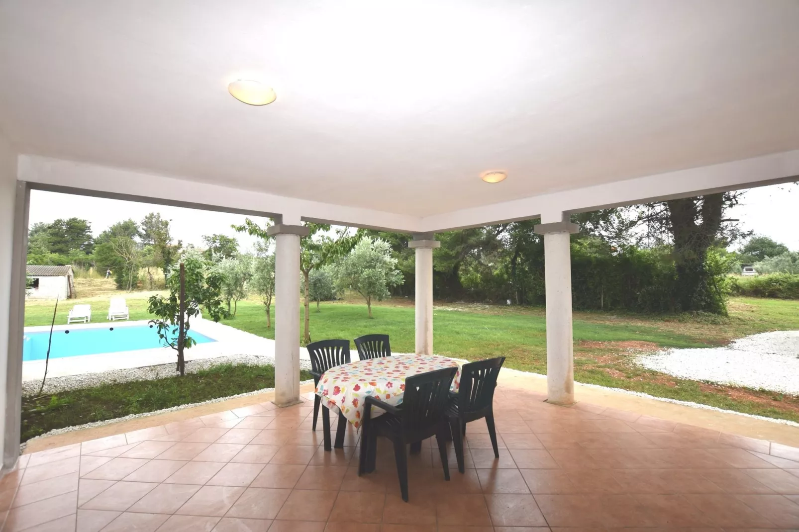 App Musoga 2-Exterior summer